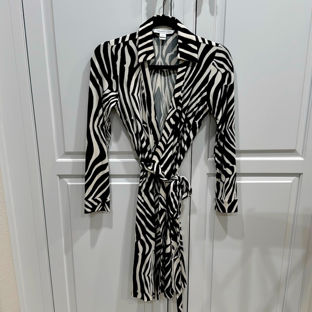 Authentic Diane von Firstenberg wrap dress